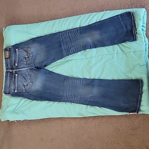 Jeans - Picture 2 of 4